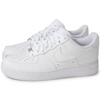 basket nike blanche