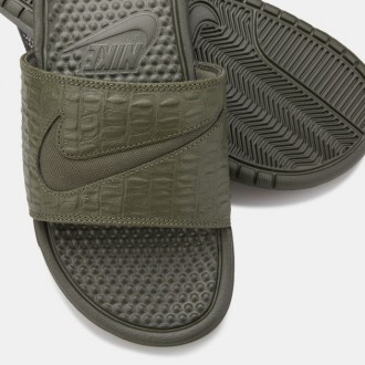 CLAQUETTE NIKE KAKI CARGO